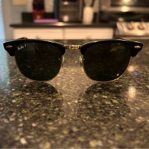 Ray bans. Good condition.